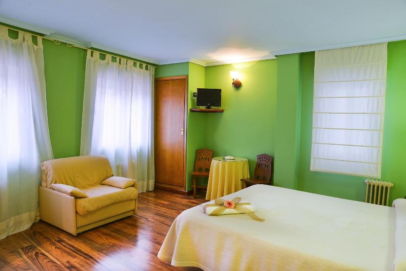 Imagen de alojamiento Cafe Bar Hotel Jefi Imagen de alojamiento Cafe Bar Hotel Jefi