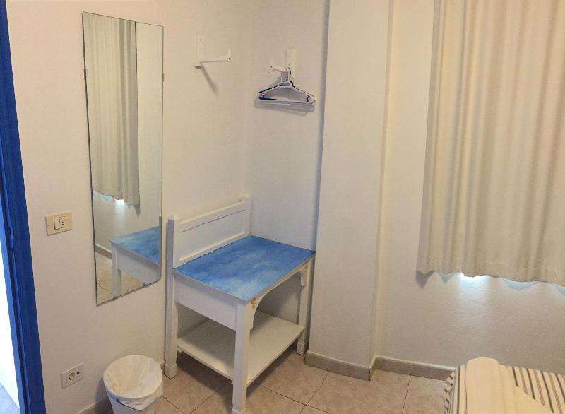 Imagen de alojamiento Hostal Pensión Neón Imagen de alojamiento Hostal Pensión Neón