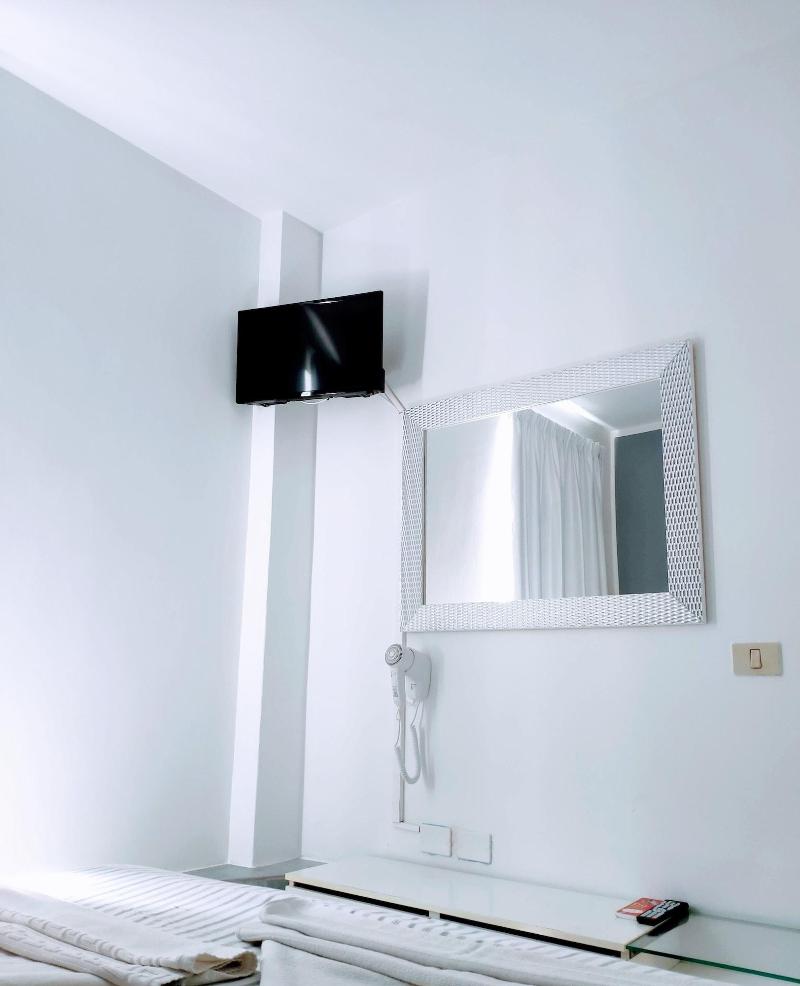 Imagen de alojamiento Hostal Pensión Neón Imagen de alojamiento Hostal Pensión Neón
