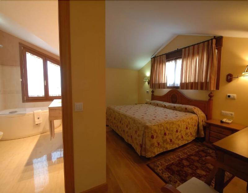 Imagen de alojamiento Hotel Peñarrubia Imagen de alojamiento Hotel Peñarrubia