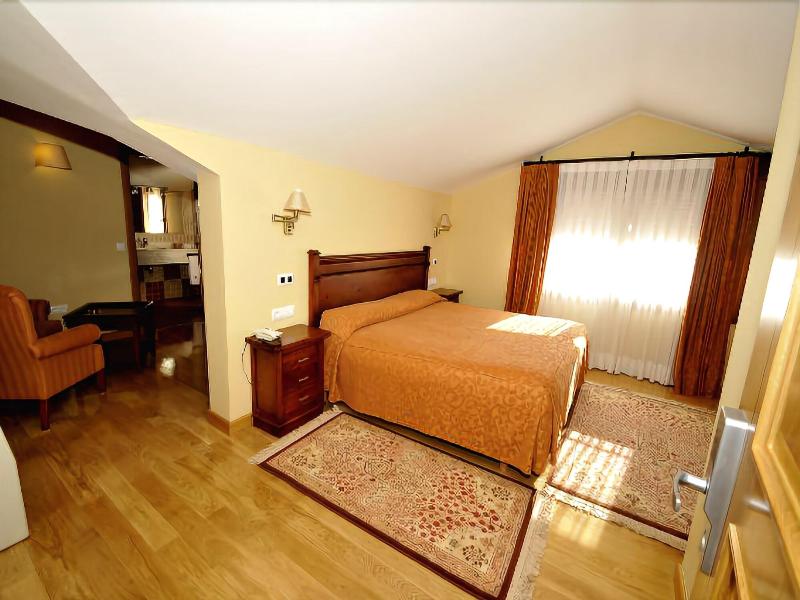 Imagen de alojamiento Hotel Peñarrubia Imagen de alojamiento Hotel Peñarrubia