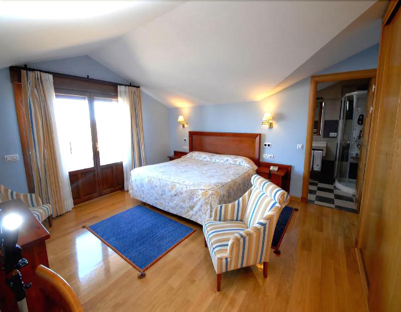 Imagen de alojamiento Hotel Peñarrubia Imagen de alojamiento Hotel Peñarrubia