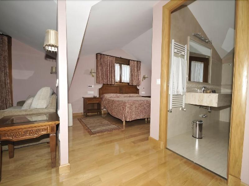Imagen de alojamiento Hotel Peñarrubia Imagen de alojamiento Hotel Peñarrubia