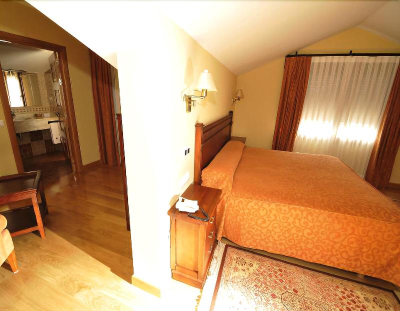 Imagen de alojamiento Hotel Peñarrubia Imagen de alojamiento Hotel Peñarrubia