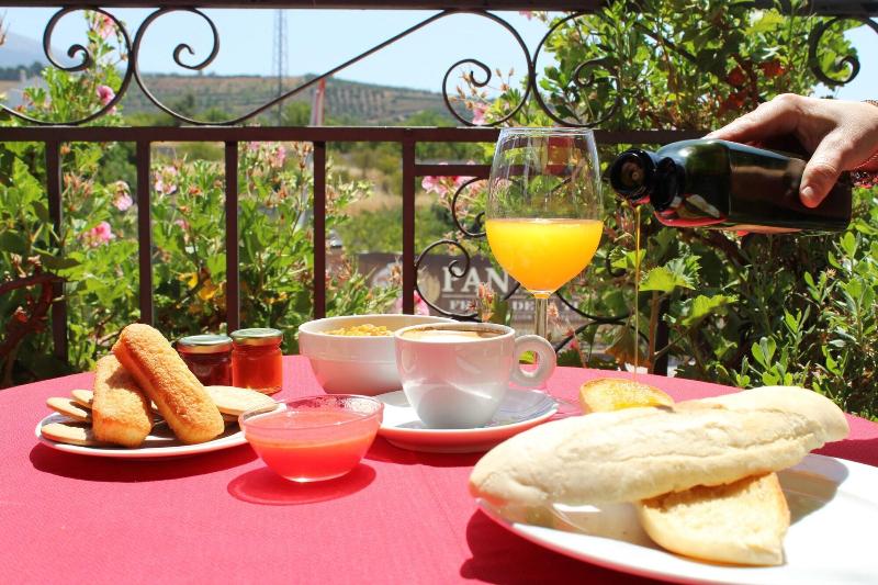 Imagen de alojamiento Hostal Y Apartamento Rural Los Naranjos Imagen de alojamiento Hostal Y Apartamento Rural Los Naranjos