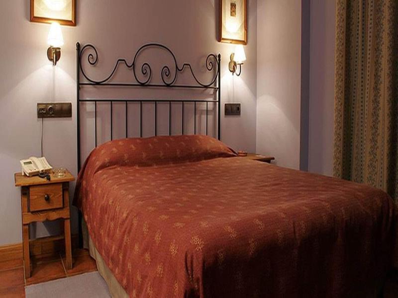 Imagen de alojamiento Hotel Casbas Imagen de alojamiento Hotel Casbas