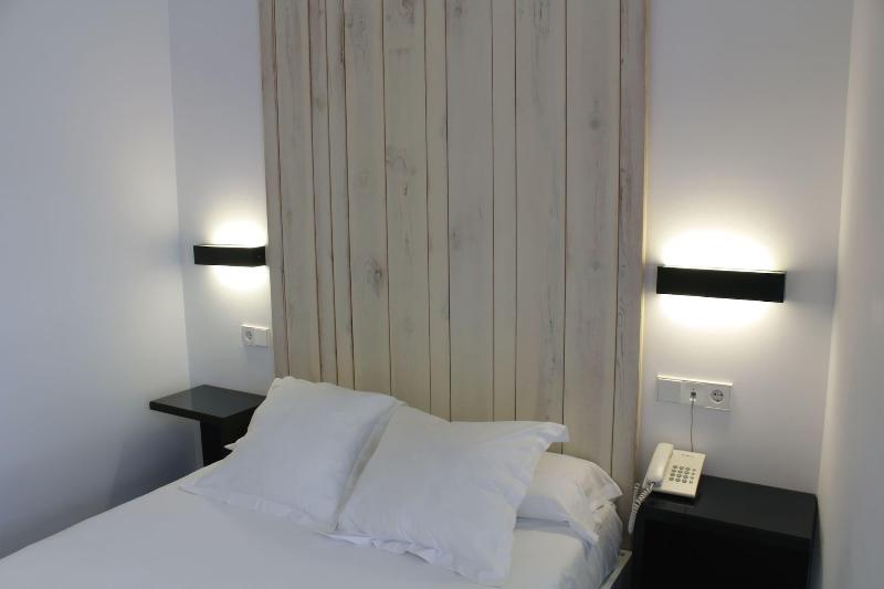 Imagen de alojamiento Hotel Lois Imagen de alojamiento Hotel Lois