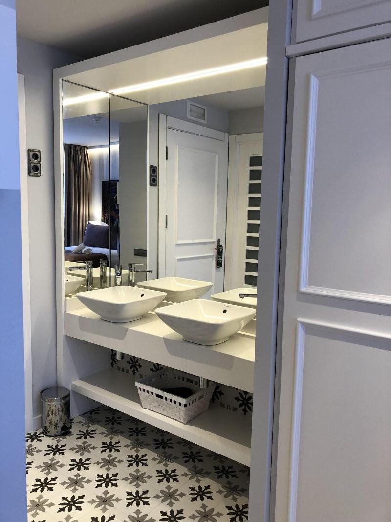 Imagen de alojamiento Serennia Fira Gran Vía Exclusive Rooms Imagen de alojamiento Serennia Fira Gran Vía Exclusive Rooms