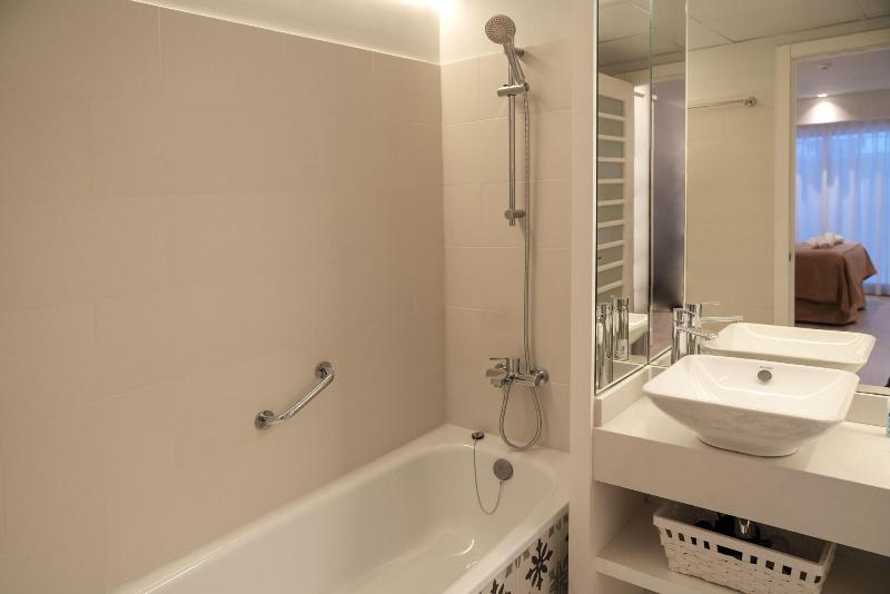 Imagen de alojamiento Serennia Fira Gran Vía Exclusive Rooms Imagen de alojamiento Serennia Fira Gran Vía Exclusive Rooms