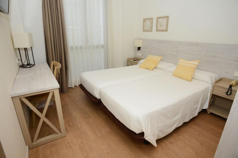 Imagen de alojamiento Hotel L´Escala Centre Imagen de alojamiento Hotel L´Escala Centre