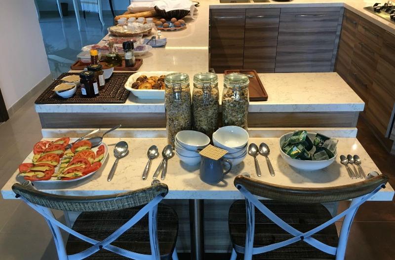 Imagen de alojamiento Villa Breeze Marbella Luxury B&B Imagen de alojamiento Villa Breeze Marbella Luxury B&B