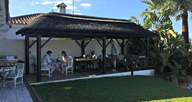 Imagen de alojamiento Villa Breeze Marbella Luxury B&B Imagen de alojamiento Villa Breeze Marbella Luxury B&B