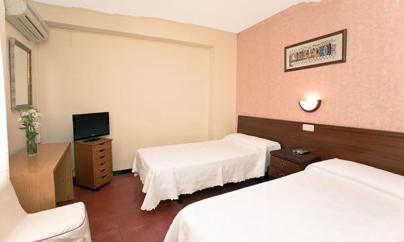 Imagen de alojamiento Hostal Tropical Imagen de alojamiento Hostal Tropical