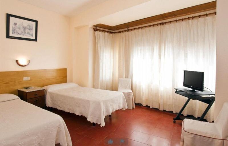 Imagen de alojamiento Hostal Tropical Imagen de alojamiento Hostal Tropical