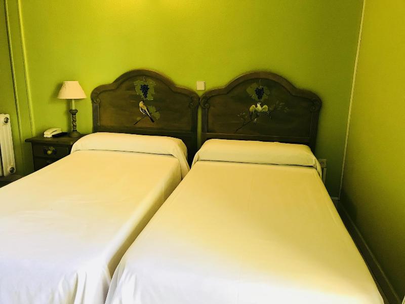 Imagen de alojamiento Hostal Burgos Imagen de alojamiento Hostal Burgos