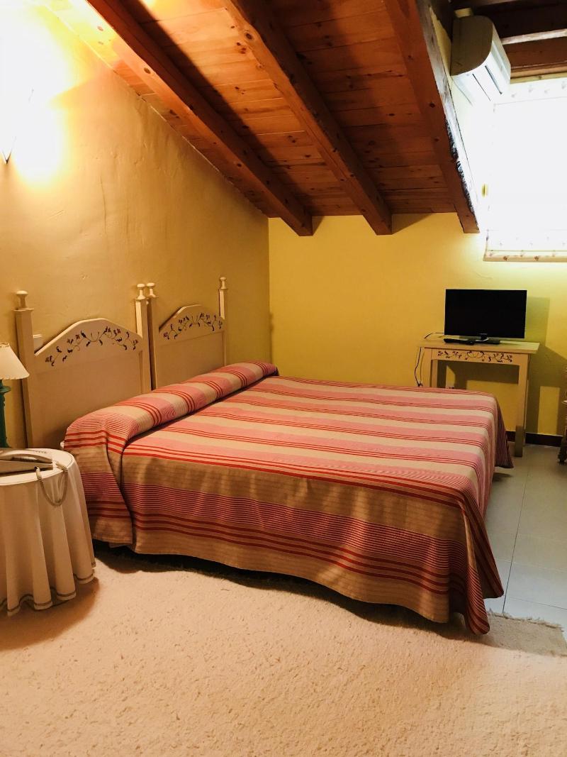 Imagen de alojamiento Hostal Burgos Imagen de alojamiento Hostal Burgos