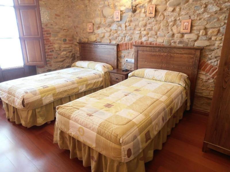 Imagen de alojamiento Hostal Virgen De La Encina Imagen de alojamiento Hostal Virgen De La Encina