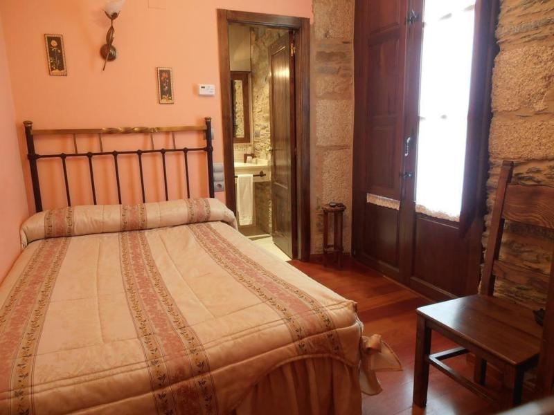 Imagen de alojamiento Hostal Virgen De La Encina Imagen de alojamiento Hostal Virgen De La Encina