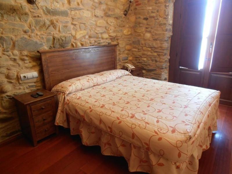 Imagen de alojamiento Hostal Virgen De La Encina Imagen de alojamiento Hostal Virgen De La Encina
