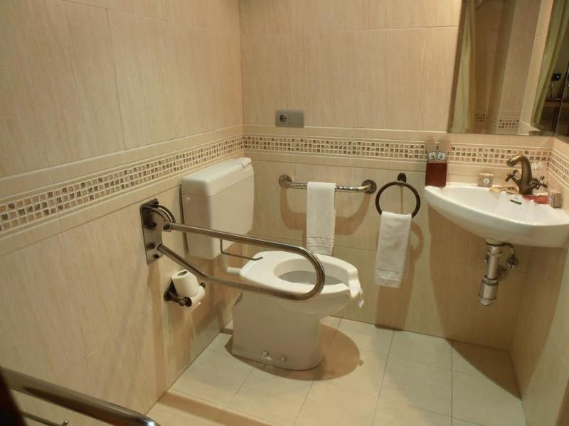 Imagen de alojamiento Hostal Virgen De La Encina Imagen de alojamiento Hostal Virgen De La Encina