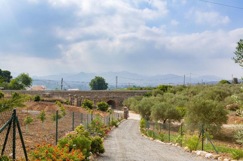 Imagen de alojamiento RENTHAS Paredones I Casa Rural - Caminito del Rey Imagen de alojamiento RENTHAS Paredones I Casa Rural - Caminito del Rey