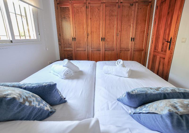 Imagen de alojamiento RENTHAS Paredones I Casa Rural - Caminito del Rey Imagen de alojamiento RENTHAS Paredones I Casa Rural - Caminito del Rey