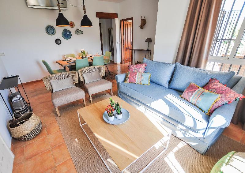 Imagen de alojamiento RENTHAS Paredones I Casa Rural - Caminito del Rey Imagen de alojamiento RENTHAS Paredones I Casa Rural - Caminito del Rey