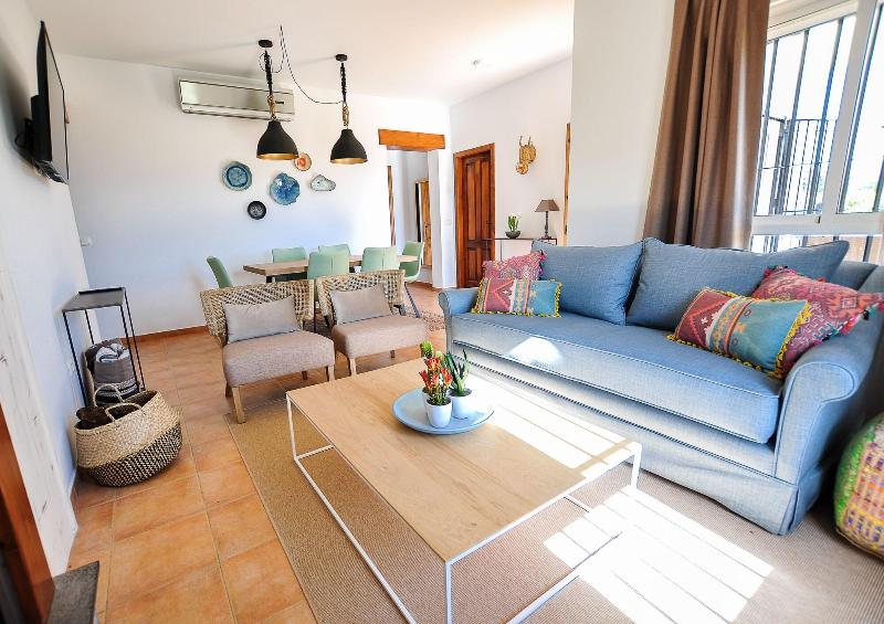 Imagen de alojamiento RENTHAS Paredones I Casa Rural - Caminito del Rey Imagen de alojamiento RENTHAS Paredones I Casa Rural - Caminito del Rey