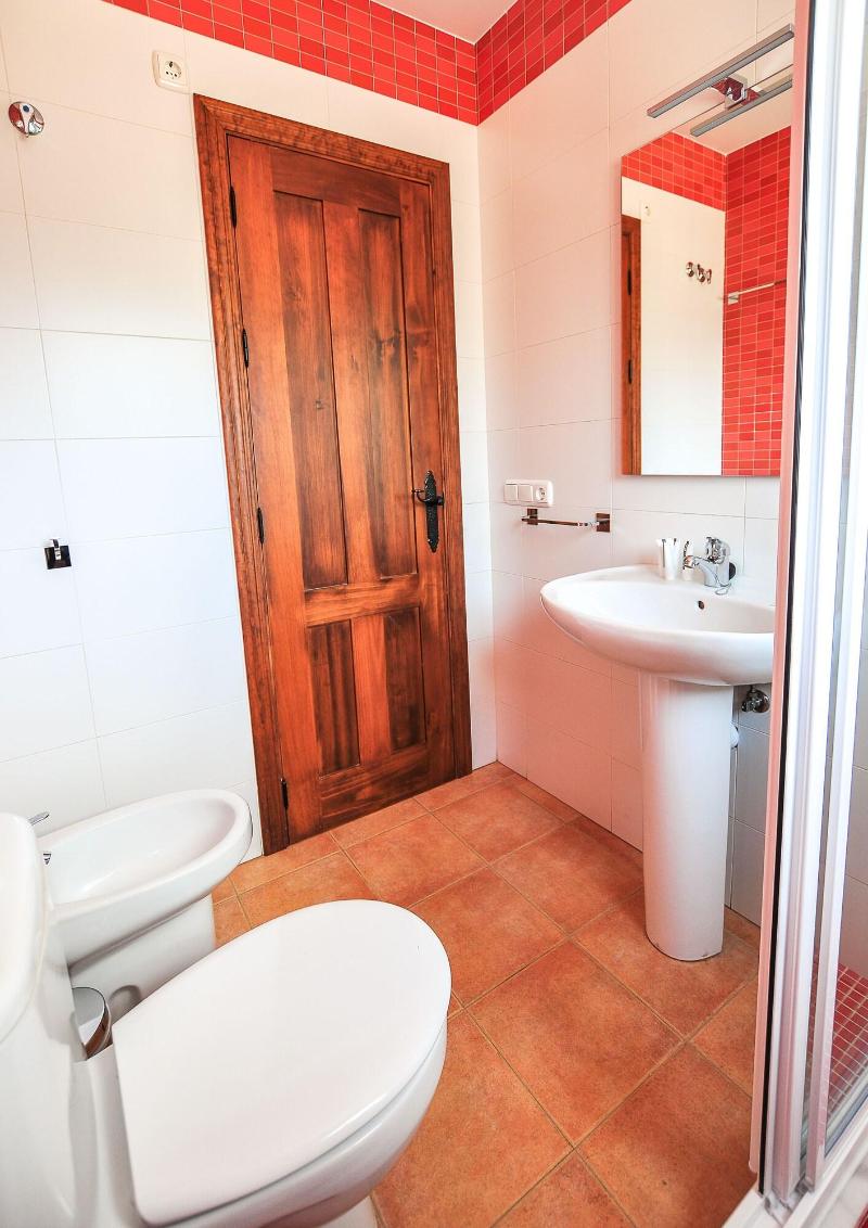 Imagen de alojamiento RENTHAS Paredones I Casa Rural - Caminito del Rey Imagen de alojamiento RENTHAS Paredones I Casa Rural - Caminito del Rey
