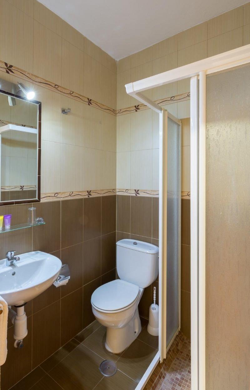 Imagen de alojamiento Hostal Rocamar Imagen de alojamiento Hostal Rocamar