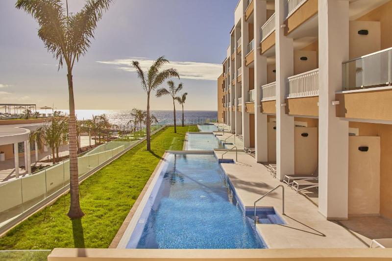 Imagen de alojamiento Bahia Principe Fantasia Tenerife All Inclusive Imagen de alojamiento Bahia Principe Fantasia Tenerife All Inclusive