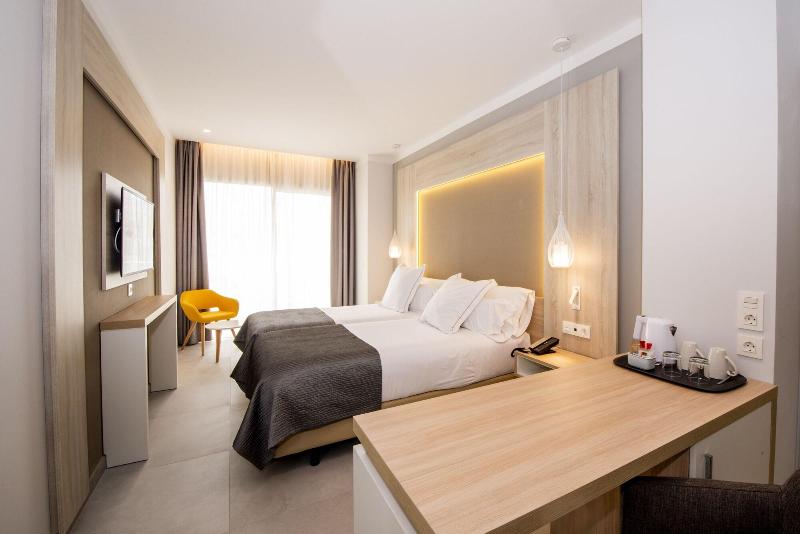 Imagen de alojamiento Bahia Principe Fantasia Tenerife All Inclusive Imagen de alojamiento Bahia Principe Fantasia Tenerife All Inclusive