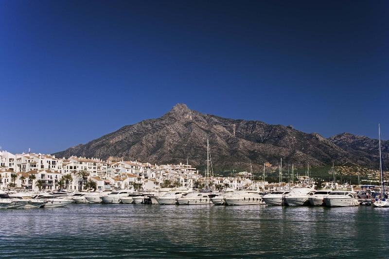 Imagen de alojamiento Total Marbella Suites Noise Isolation Imagen de alojamiento Total Marbella Suites Noise Isolation