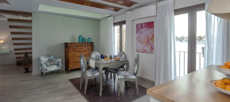 Imagen de alojamiento Total Marbella Suites Noise Isolation Imagen de alojamiento Total Marbella Suites Noise Isolation