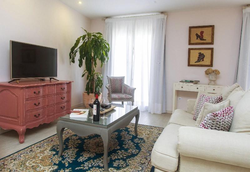 Imagen de alojamiento Total Marbella Suites Noise Isolation Imagen de alojamiento Total Marbella Suites Noise Isolation
