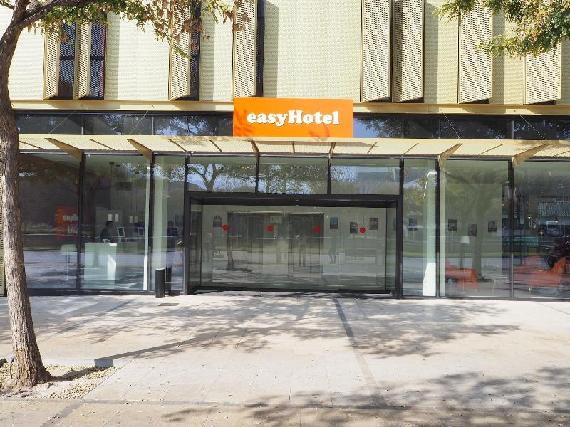Imagen de alojamiento Easyhotel Barcelona Fira Imagen de alojamiento Easyhotel Barcelona Fira