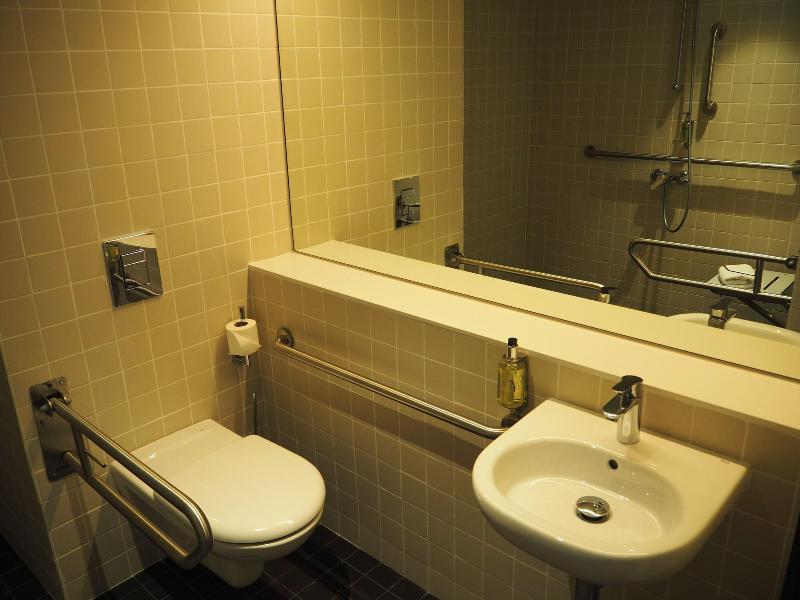 Imagen de alojamiento Easyhotel Barcelona Fira Imagen de alojamiento Easyhotel Barcelona Fira