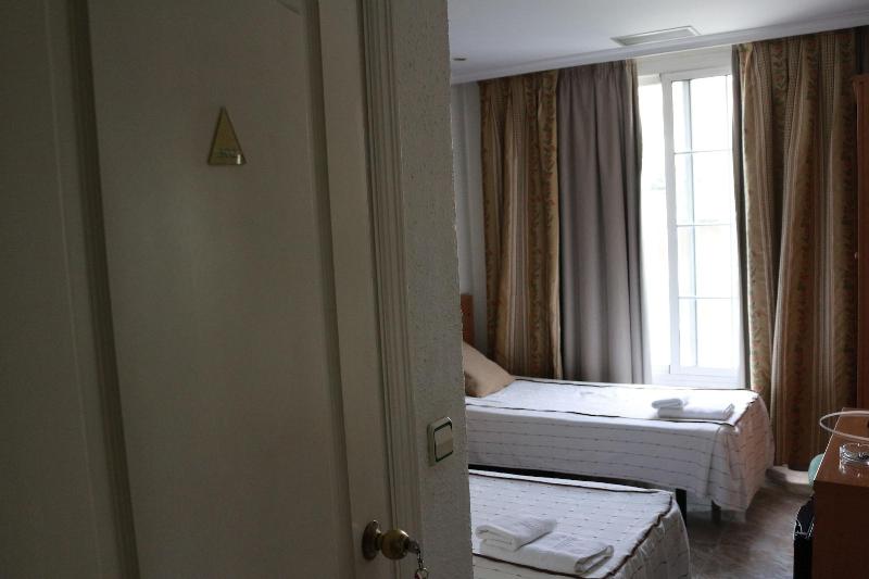 Imagen de alojamiento Hotel Sanz Imagen de alojamiento Hotel Sanz