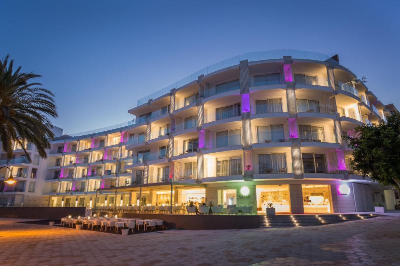 Imagen de alojamiento One Ibiza Suites Imagen de alojamiento One Ibiza Suites