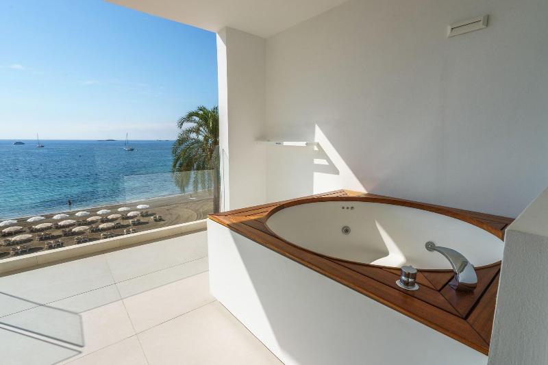 Imagen de alojamiento One Ibiza Suites Imagen de alojamiento One Ibiza Suites