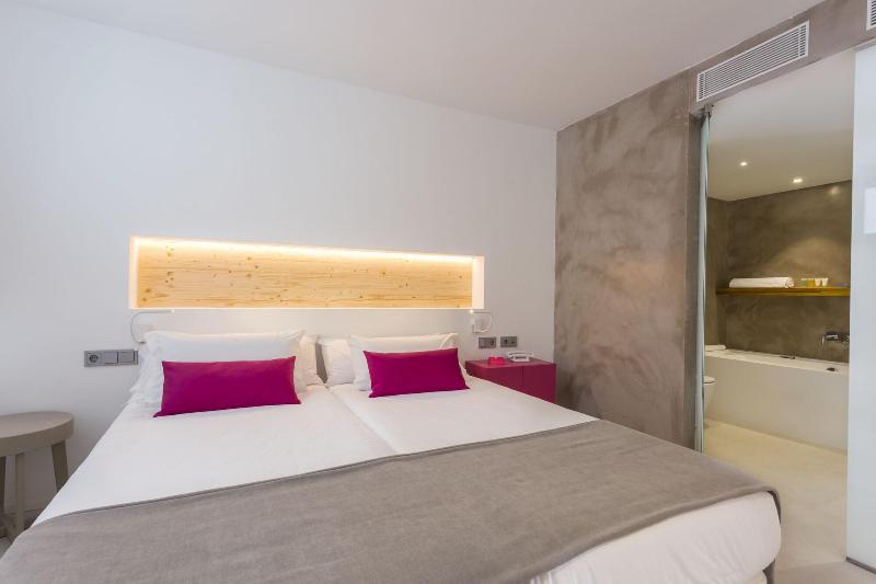 Imagen de alojamiento One Ibiza Suites Imagen de alojamiento One Ibiza Suites