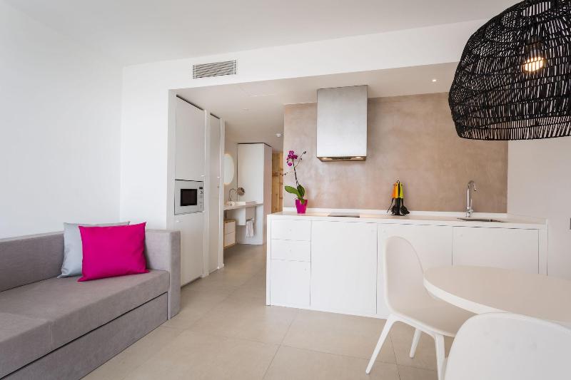 Imagen de alojamiento One Ibiza Suites Imagen de alojamiento One Ibiza Suites