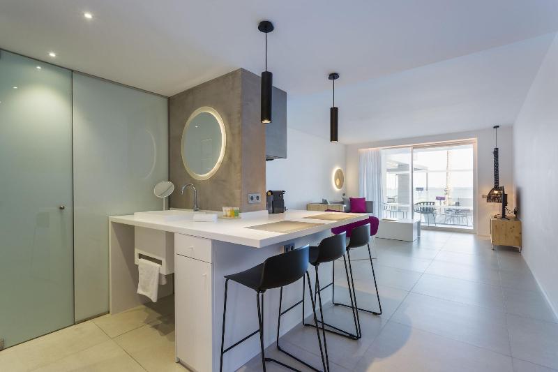 Imagen de alojamiento One Ibiza Suites Imagen de alojamiento One Ibiza Suites