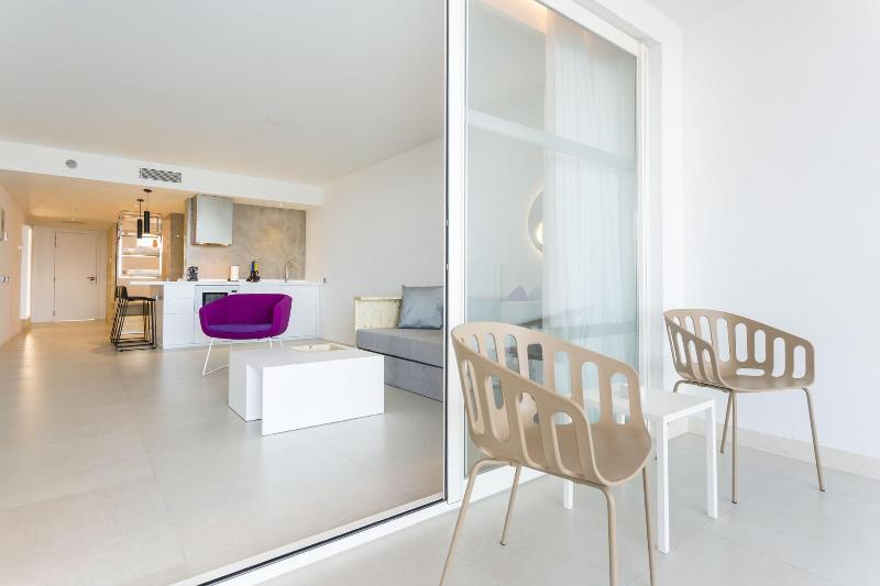 Imagen de alojamiento One Ibiza Suites Imagen de alojamiento One Ibiza Suites