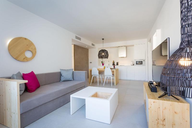 Imagen de alojamiento One Ibiza Suites Imagen de alojamiento One Ibiza Suites