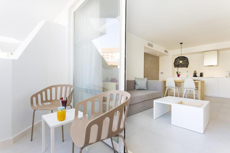 Imagen de alojamiento One Ibiza Suites Imagen de alojamiento One Ibiza Suites