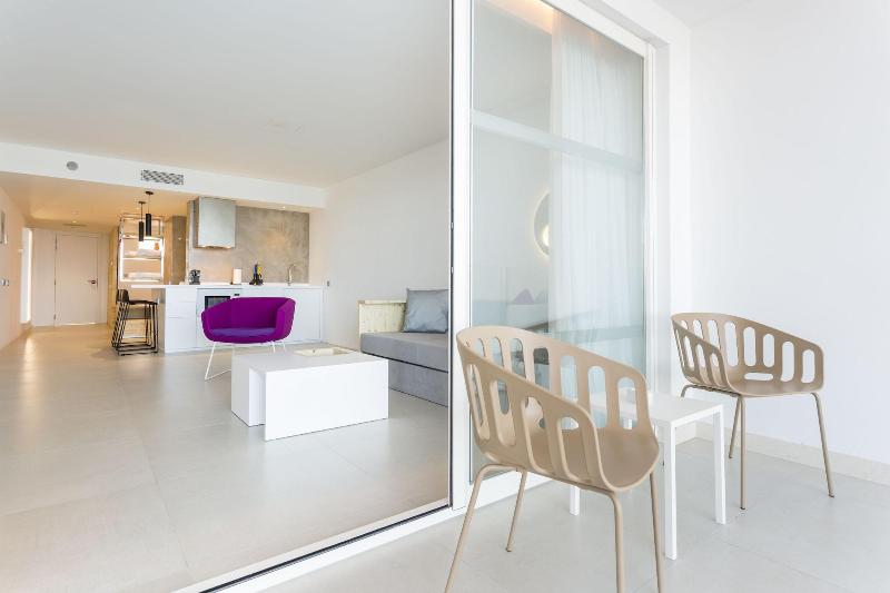 Imagen de alojamiento One Ibiza Suites Imagen de alojamiento One Ibiza Suites