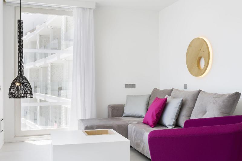 Imagen de alojamiento One Ibiza Suites Imagen de alojamiento One Ibiza Suites