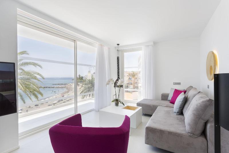 Imagen de alojamiento One Ibiza Suites Imagen de alojamiento One Ibiza Suites