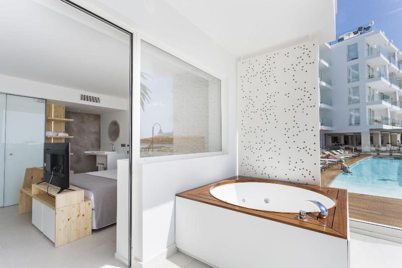 Imagen de alojamiento One Ibiza Suites Imagen de alojamiento One Ibiza Suites